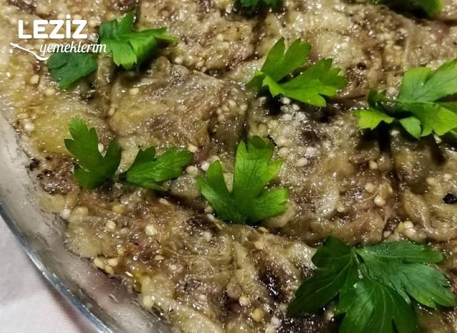Köz Patlıcan Salatası Nasıl Yapılır