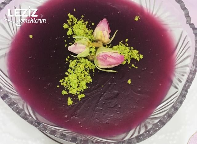 Kara Üzümlü Puding