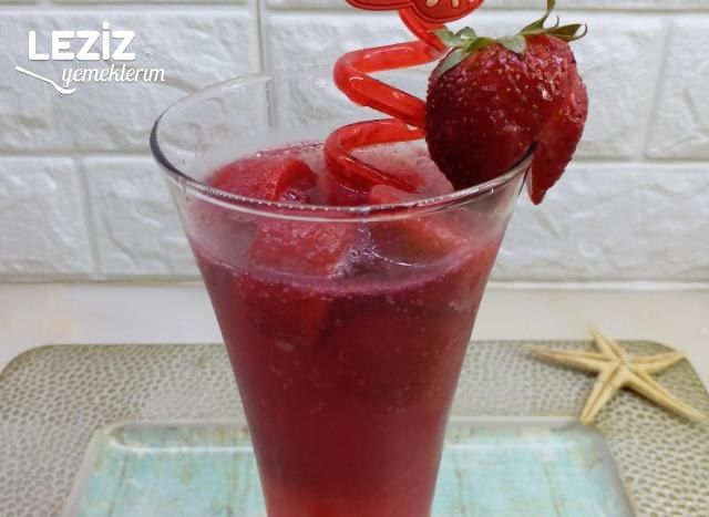 Çilekli Soda