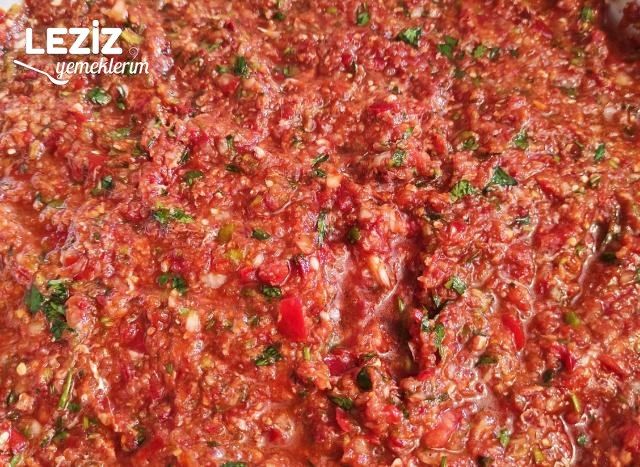 Evde Lahmacun İçi Nasıl Yapılır