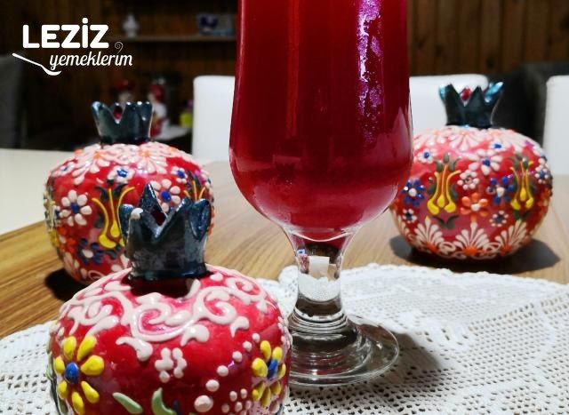 Kızılcık Şerbeti Ve Kızılcık Tarhanası Nasıl Yapılır