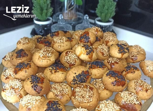 Bayatlamayan Baharatlı Tuzlu Kurabiye