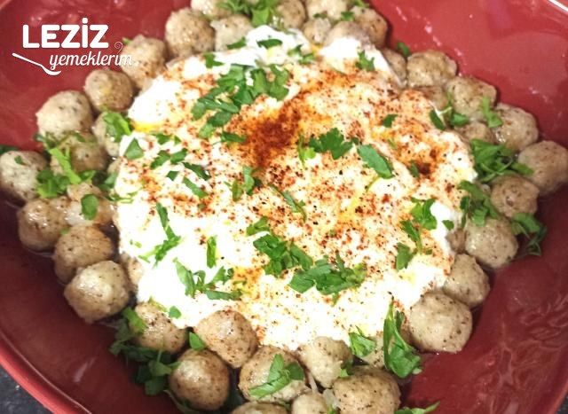 Valigülü (Tarhana) Köftesi