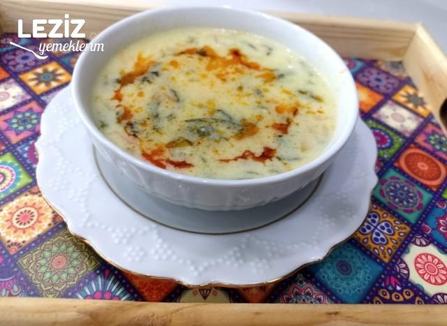 Terbiyeli Ispanak Çorbası