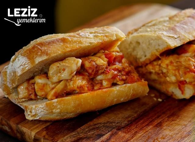 Tavuk Ve Mozzarellalı Sandviç