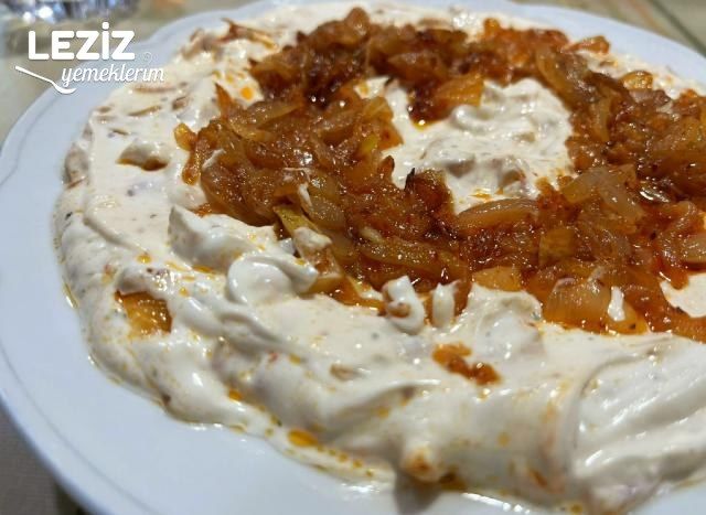Soğan Yoğurtlaması Mezesi