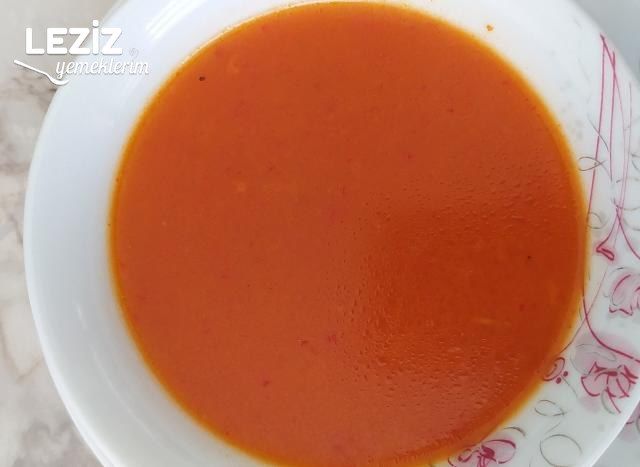 Mis Gibi Sıcacık Tarhana Çorbası Tarifi