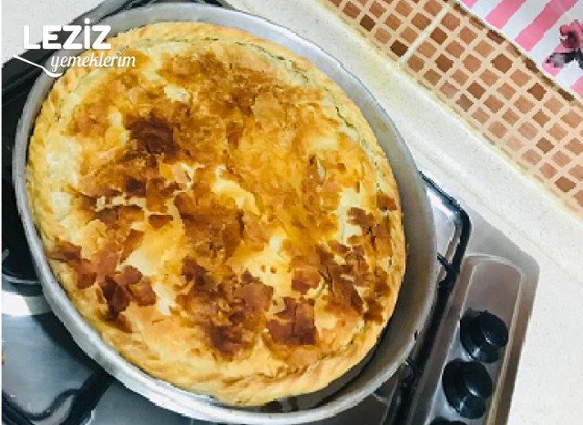 Pırasalı Arnavut Böreği