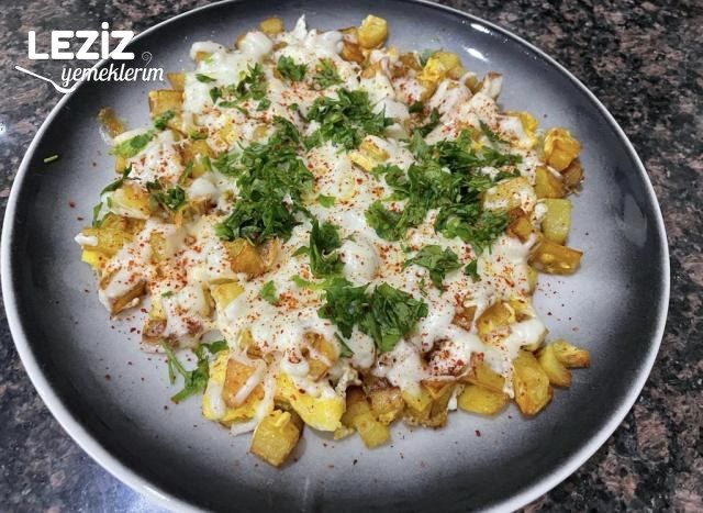 Kahvaltılık Patatesli Kaşarlı Yumurta