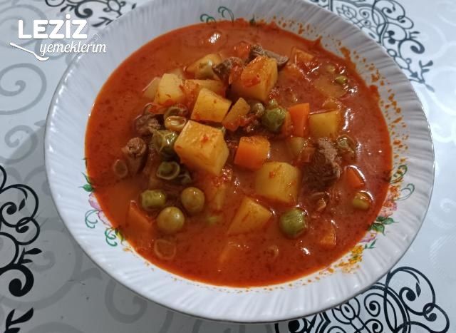 Havuçlu Patatesli Bezelye Yemeği