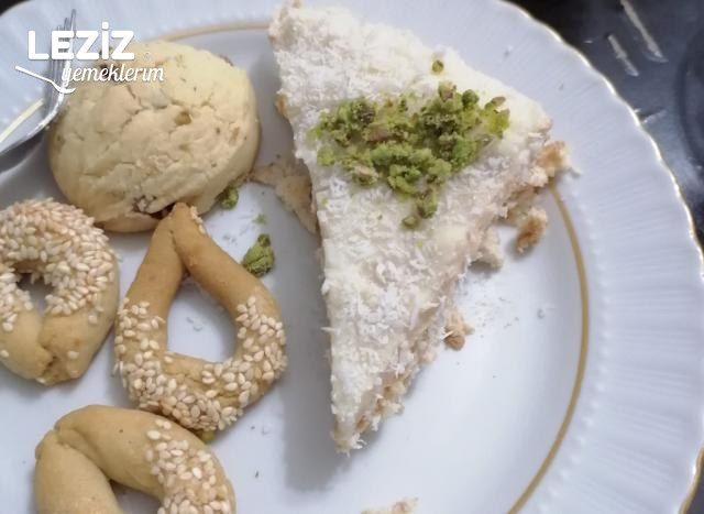 Muhallebili Bisküvi Pastası Tarifi