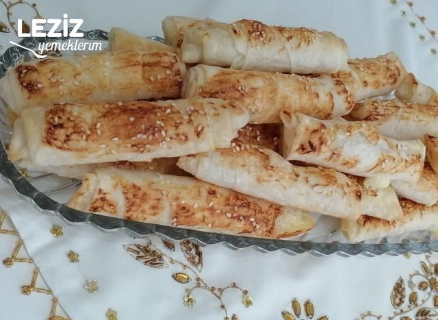 Unlu Sirkeli Çıtır Börek Tarifi