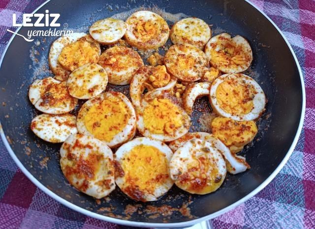 Tereyağlı Yumurta Kapama Tarifi
