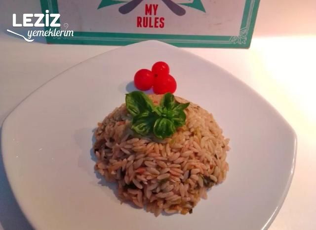 Kabaklı Şehriye Pilavı Tarifi