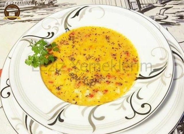 Sütlü Kırmızı Biber Çorbası