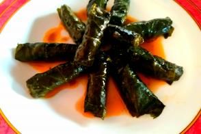Dut Yaprağıyla Sarma
