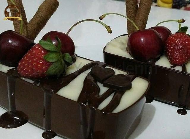 Çikolata Kasesinde Oreolu Puding