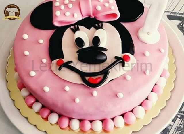Minnie Mouse Pasta Yapımı