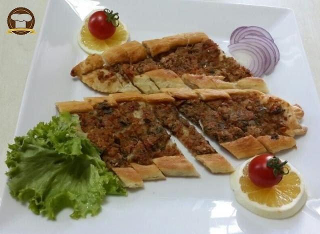 Kıymalı Ev Pidesi
