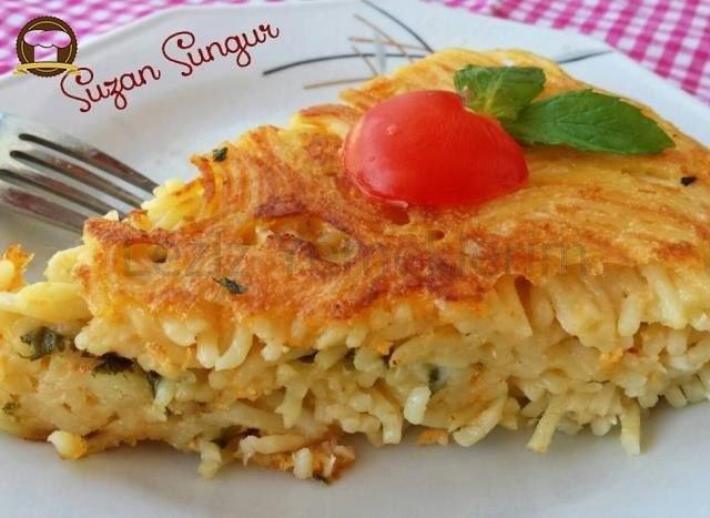 Tavada Makarna Böreği