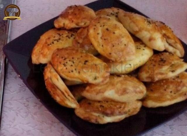 Kaşarlı Poğaça