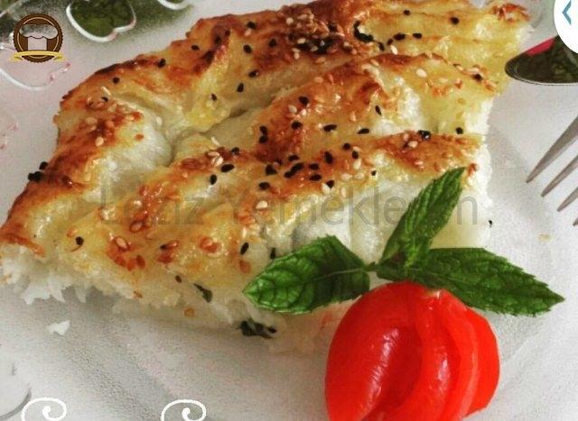 Güllaç Börek