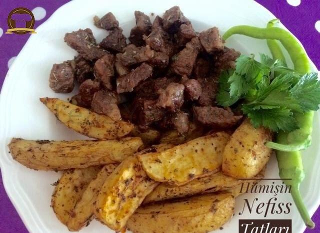 Baharatlı Elma Dilimi Patates Ve Et Kavurma