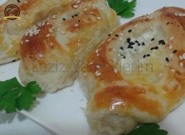 Karnıyarık Poğaça