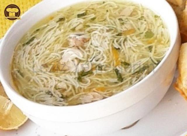 Tavuklu Tel Şehriye Çorbası