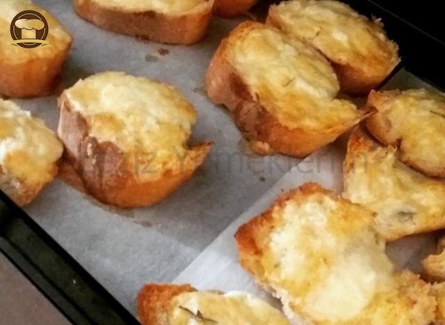 Fırında Yumurtalı Kaşarlı Ekmek