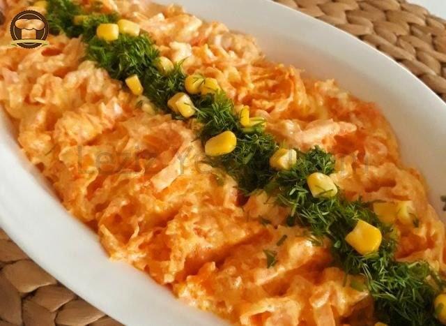 Yoğurtlu Havuç Salatası