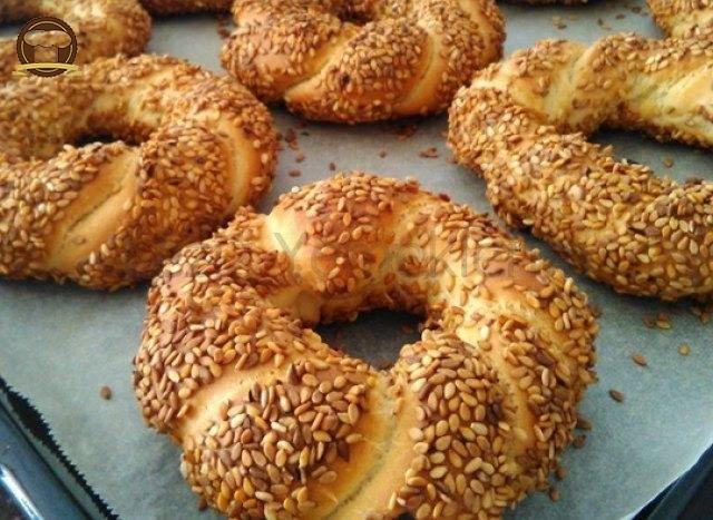 Ev Yapımı Simit Nasıl Yapılır