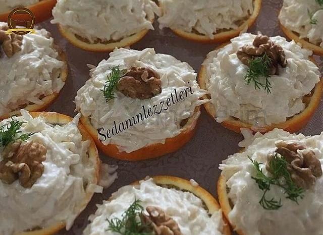 Ekşi Elmalı Kereviz Salatası