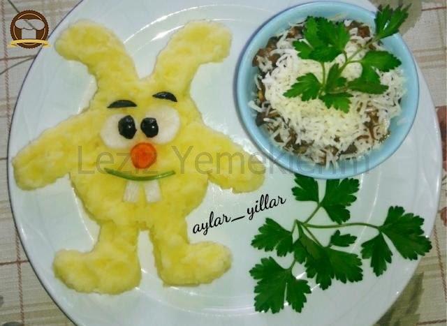 Mantar Sote Ve Eşliğinde Patates Püresi