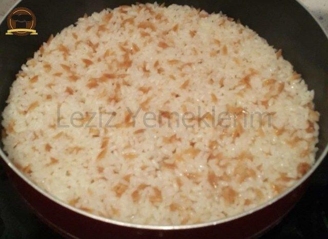 Şehriyeli Pirinç Pilavı