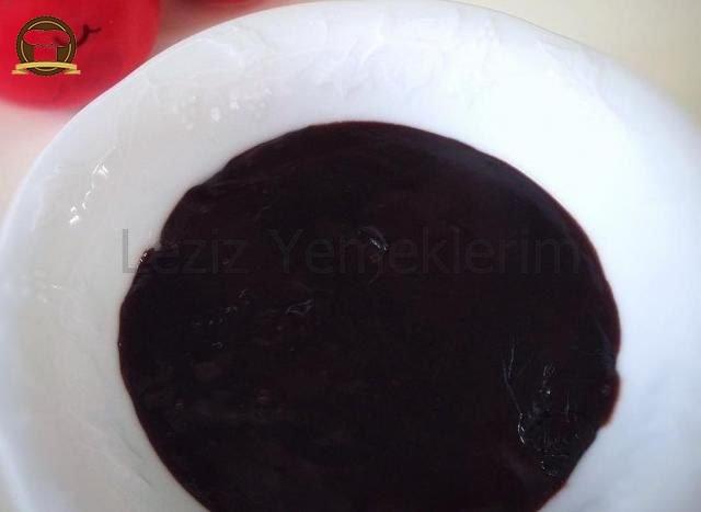 Sütsüz Ev Yapımı Çikolata Sosu