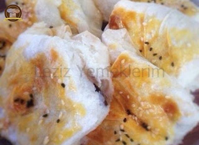 Patlıcanlı Bohça Böreği
