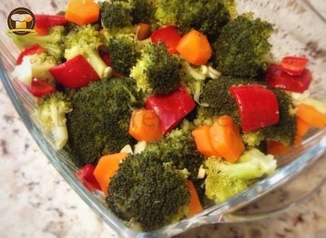 Brokoli Salatası (Düdüklü Tencerede)