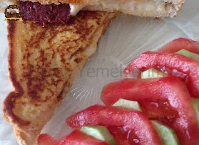 Tavada Enfes Yumuşacık Tost