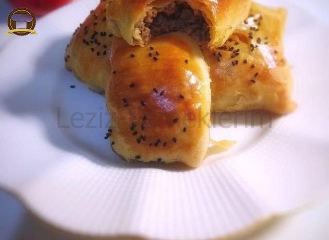 Nefis Elde Açma Kıymalı Bohça Börek