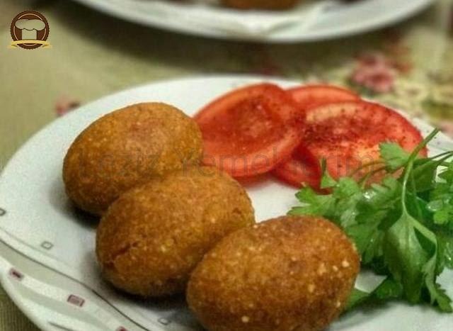 Klasik İçli Köfte Tarifi