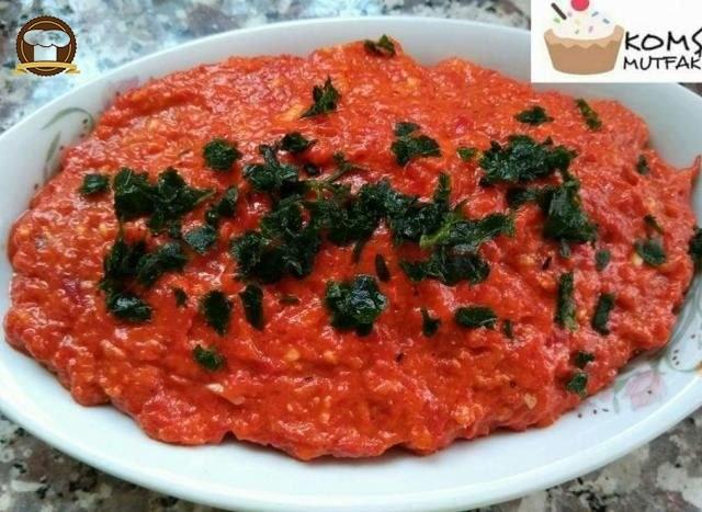 Kırmızı Biber Püresi