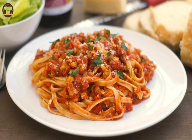 Bolonez Soslu Makarna