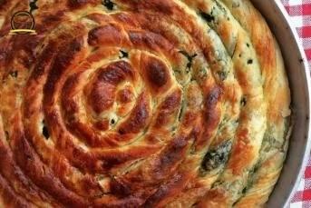 Ispanaklı Çörek