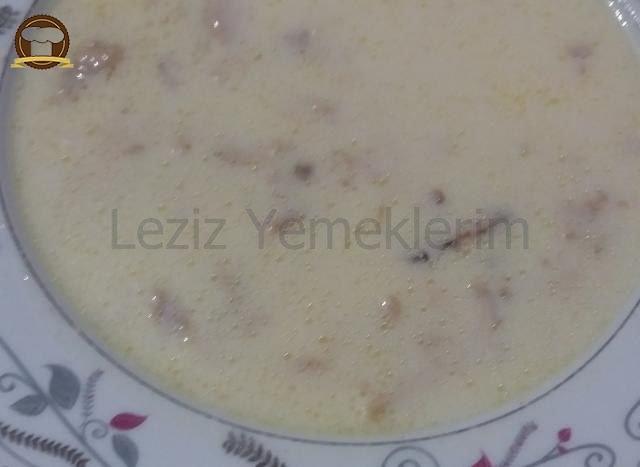 Labneli Şehriyeli Tavuk Çorbası