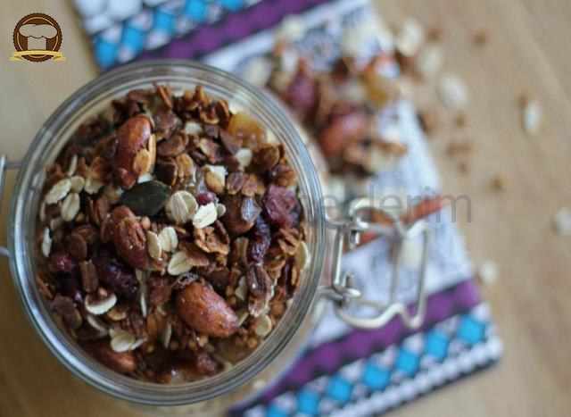 Kahvaltılık Ev Yapımı Granola