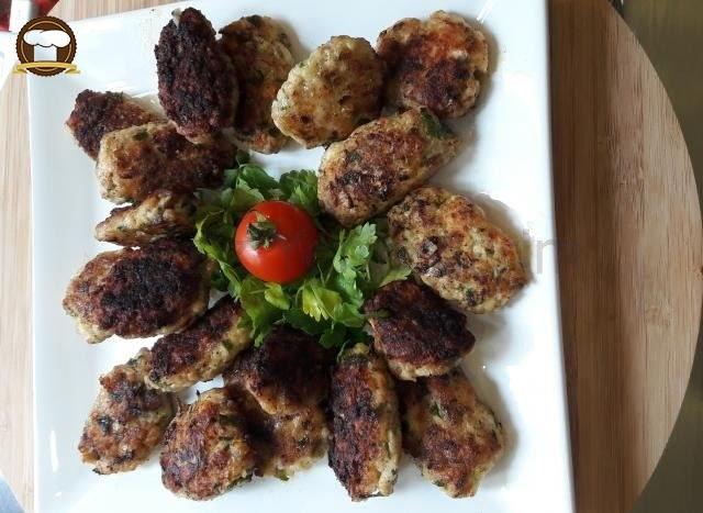Tavuk Köftesi Yapımı