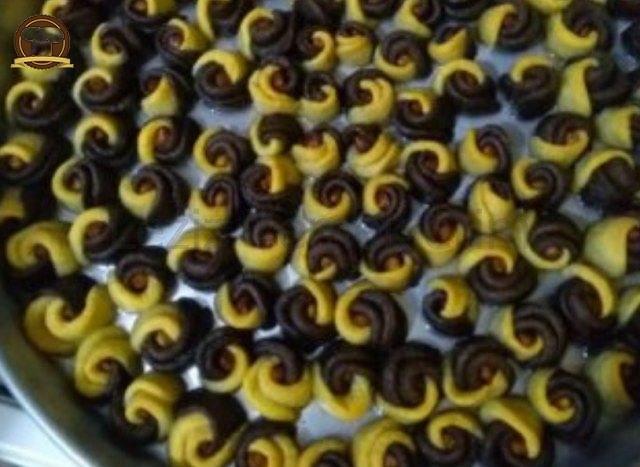 Fındıklı Kakaolu Gül Tatlısı