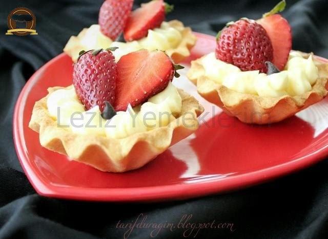 Çilekli Mini Tart