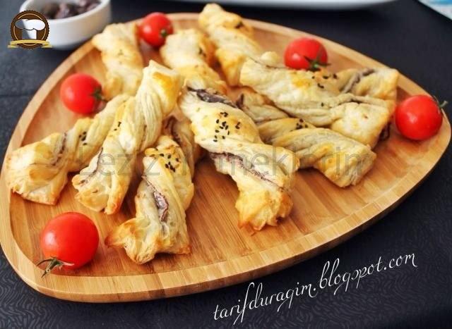 Zeytin Ezmeli Milföy Çubukları